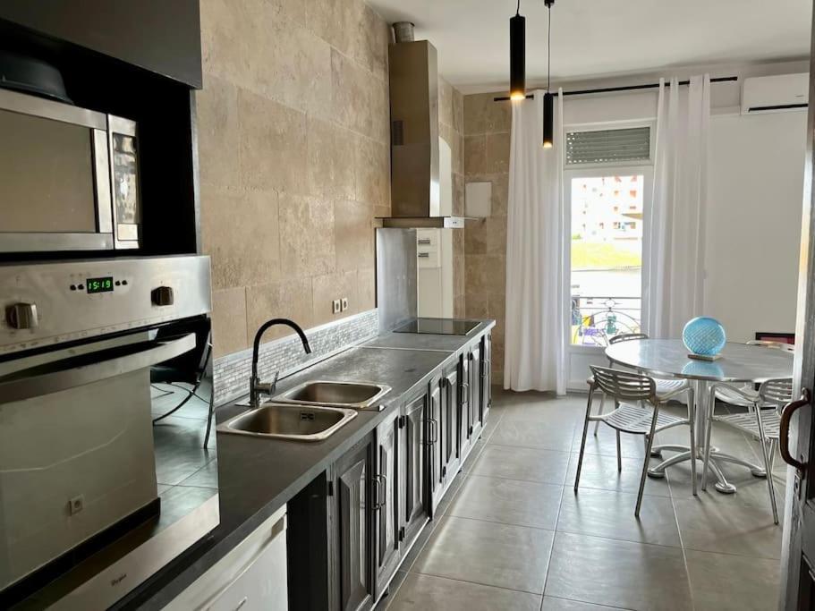 L'Appartement Sur Quai - En Face De La Criee Sète Dış mekan fotoğraf